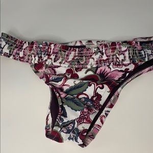 Bikini separates top